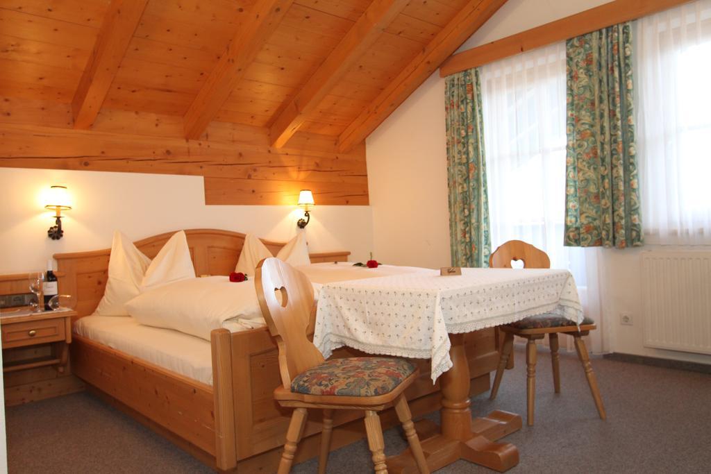 Hotel - Wirts'Haus "Zum Schweizer" Lofer Eksteriør billede